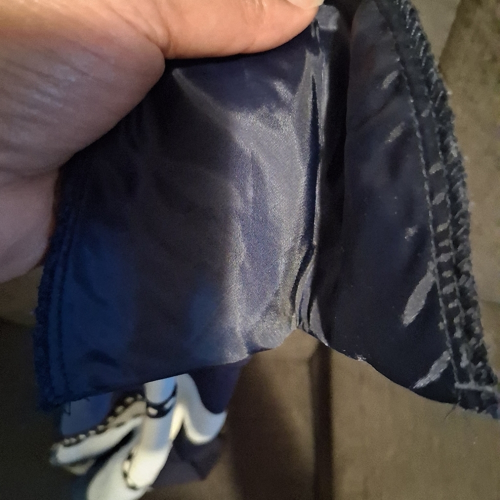 Alfred Dunner Navy and White Top - Picture 4 of 4